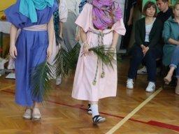 49184402511368357082443768374851915804809315n